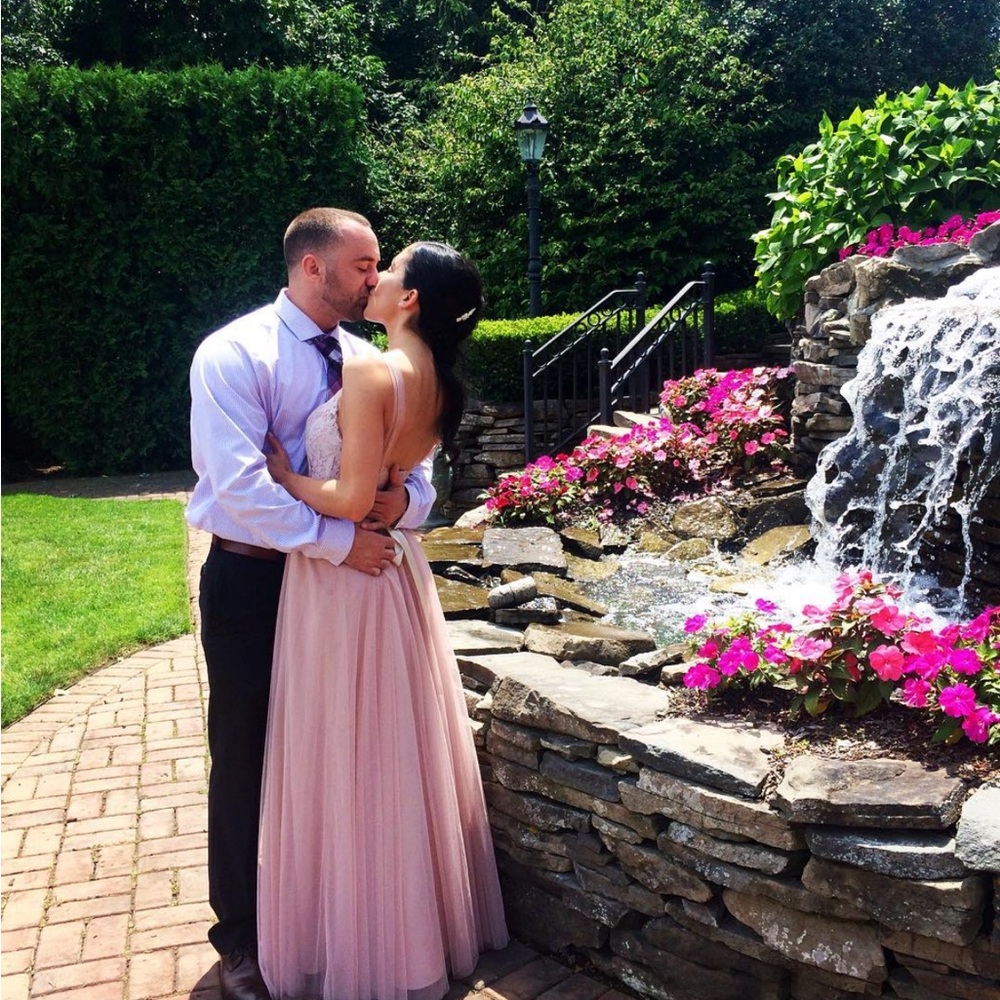 Chic Pink Tulle Dress